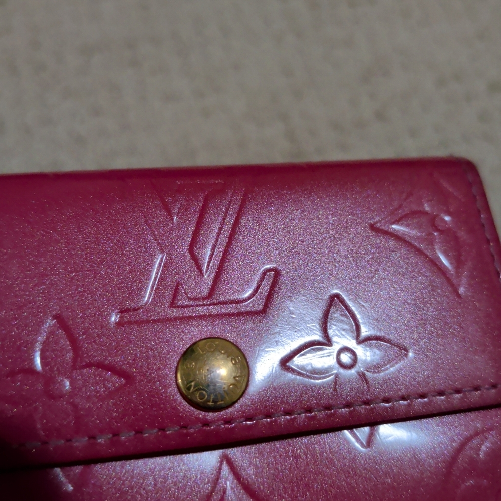 Louis Vuitton Vernis Pink Card Holder - Picture 7 of 15